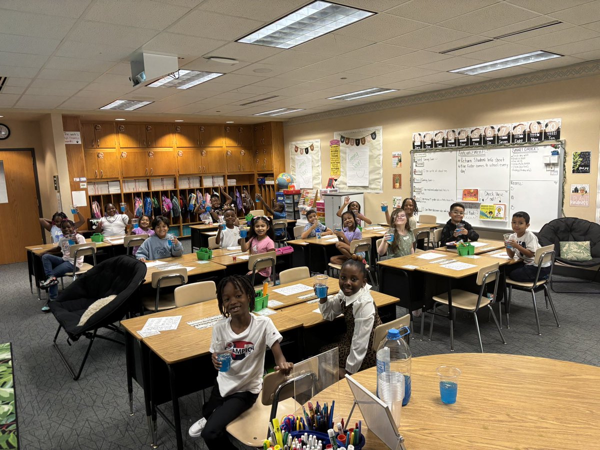 Annual “Jitter Juice” toast to start Year 9! A great day with this sweet new crew! 💙🎉 #WeAreWayne #PantherProud