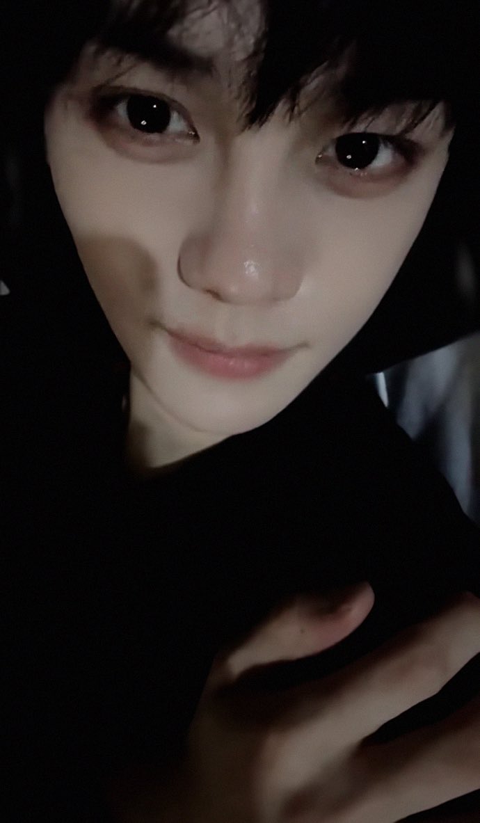 goodnight my dear friends pls observe very pretty gf 🥰🥰🥰