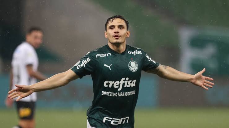 fiuzasep's tweet photo. Se esse cara estivesse vivo, ele seria muito importante no jogo hoje. Saudades, meu ídolo.
Finado Veiga ⭐💔 https://t.co/Qnw5prQdiR