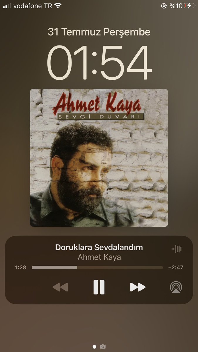 aurali kizlarin aur yarali sarkilari deriz