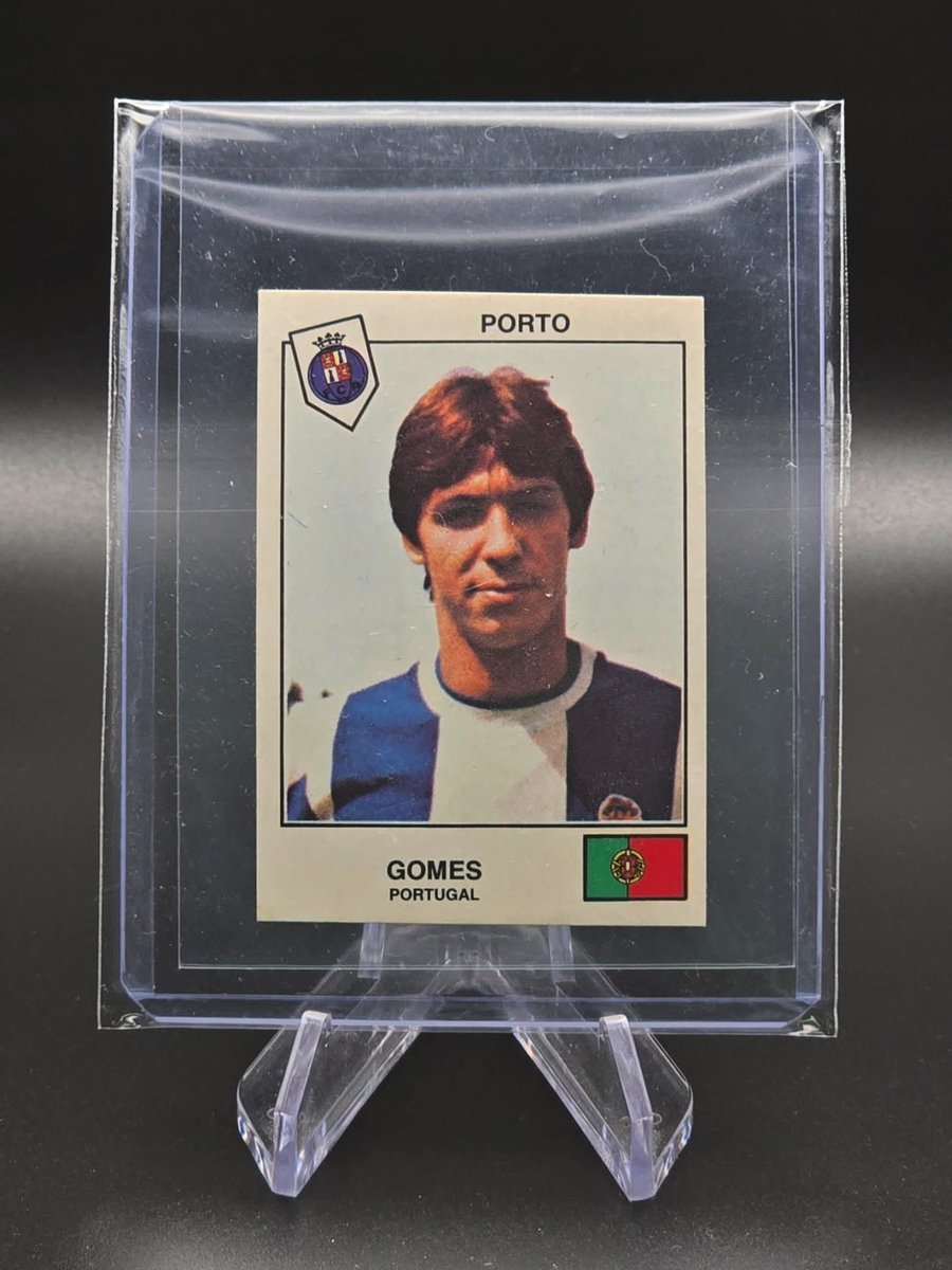 refscollectible's tweet photo. 1979 Panini Euro Football #124 Fernando Gomes. Vintage sticker of one of Portugal’s greatest strikers, shown with FC Porto. Gomes was a two-time European Golden Boot winner (1983, 1985) and a legend.

#FernandoGomes #Porto #Portugal #EuroFootball79 #PaniniVintage #GoldenBoot https://t.co/FzRHuZ0mlv