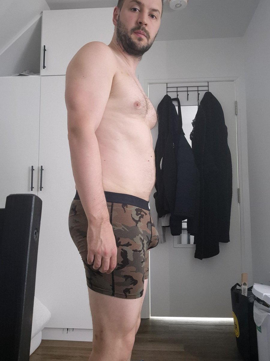 Posted on Insta but tldr? Focusing these next few months on body improvement and getting my nutrition under control. Let's go.