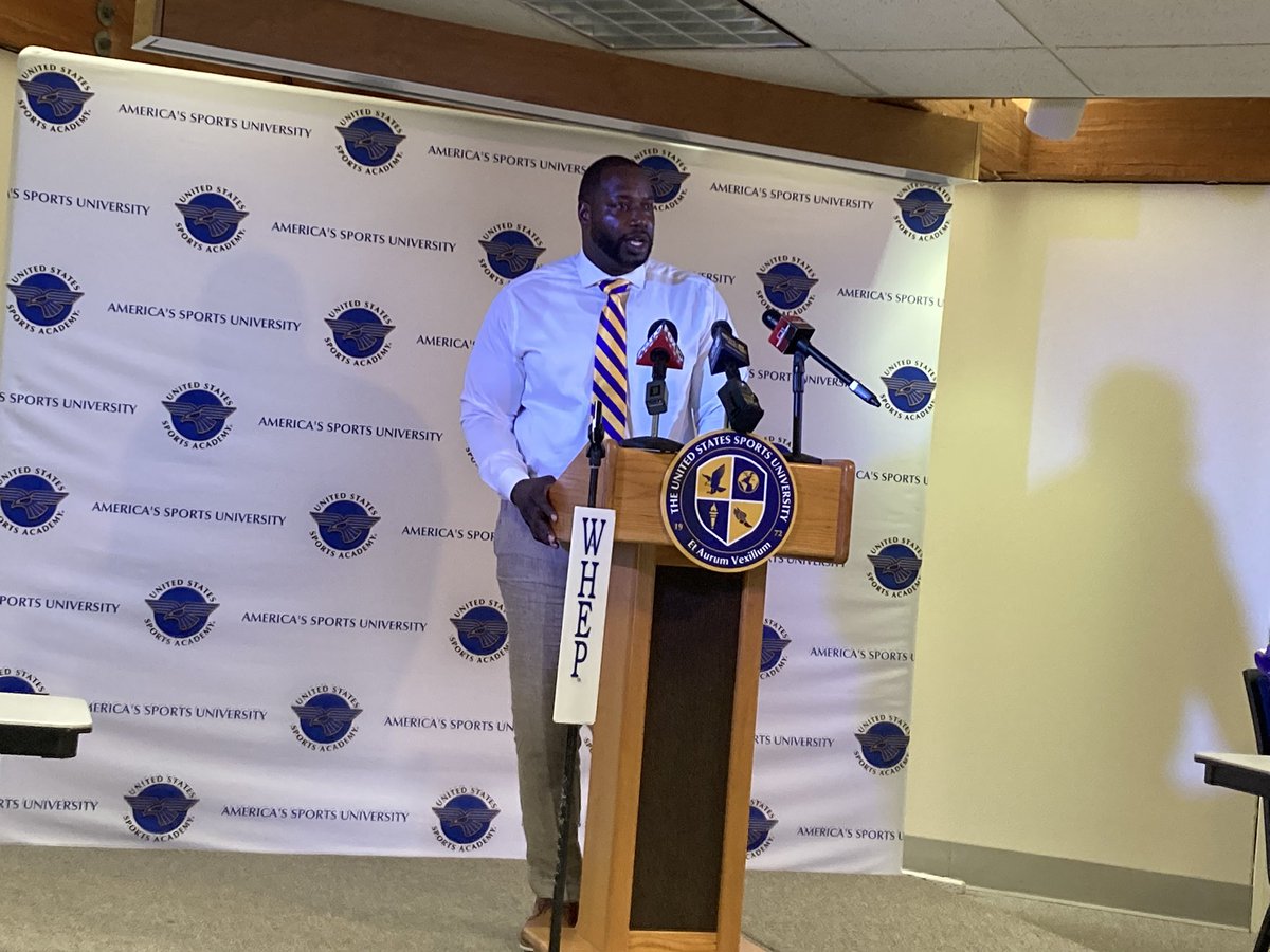 Ben Thomas (@benthomaspreps) on Twitter photo Kenny King going into Year 10 at Daphne. He and the Trojans closing out Baldwin County Media Day. <a href="/DaphneFBTrojans/">Daphne Trojans Football</a> Kenny King going into Year 10 at Daphne. He and the Trojans closing out Baldwin County Media Day. <a href="/DaphneFBTrojans/">Daphne Trojans Football</a>