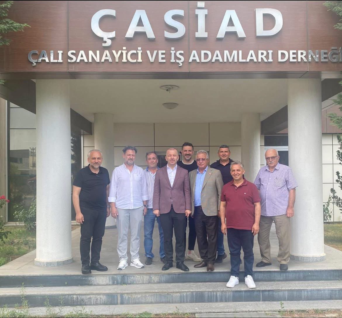 Değerli Nilüfer İlçe kaymakamımız Sayın MURAT SÜZEN derneğimize iadeyi ziyaret te bulundular. 
Orman yangınları başta olmak üzere, Çalı bölgesine önemli eserler kazandırılması, sanayi bölgemizin güvenliğine dair çalışma planı gibi önemli konularda istişarelerde bulunduk.