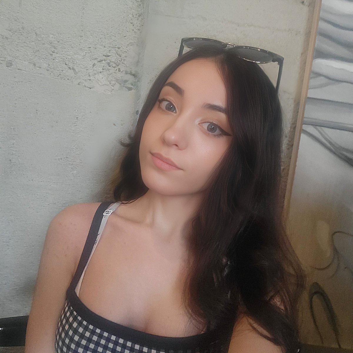 :3 Hai Hai