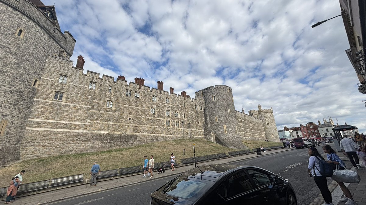 A couple of days in Windsor (with a day at Legoland tomorrow) with the family are just what I need this week 🙂 Been into work a couple of days last week and one this and now definitely much more in holiday mode 😍