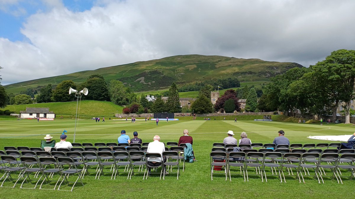 fetchrobin's tweet image. Sedbergh is probably the most picturesque outground to watch Lancashire play and not somewhere I&apos;d seen a game before. The women easing past Essex today.