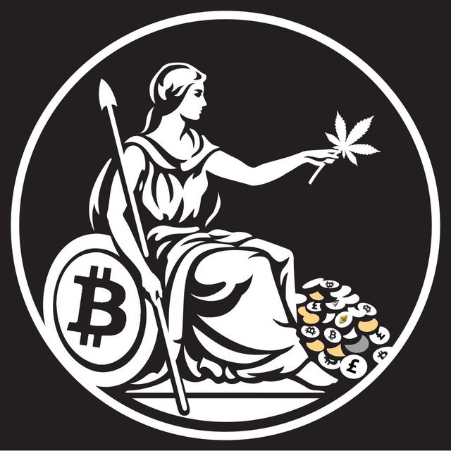 Jamie Dimon the joker! He once said “crypto is a decentralised Ponzi scheme” 😂 

This was inevitable and I’ve been warning about JPM and their links to Consenys/Ethereum for years 🤯

Possibly why Twitter deleted my page @nottheboe “Not The ₿ank of England” 🏴󠁧󠁢󠁥󠁮󠁧󠁿 #Bankers 🍆👊💦