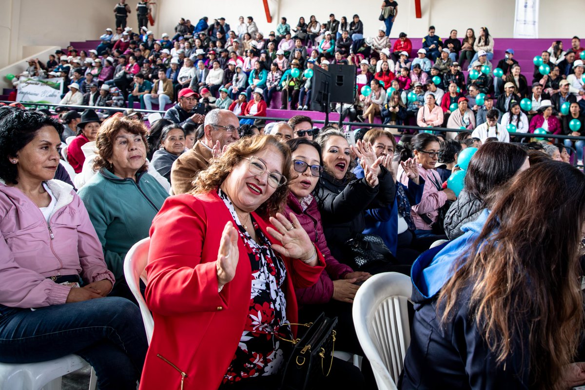 IESS (@iessec) on Twitter photo #IESSenTerritorio📍| ¡Esto es salud real para nuestros campesinos! 👨🏽🌾👨🏽⚕️
🏥 Entregamos sillones odontológicos, computadoras y obras de mantenimiento para transformar la salud en la Zona 6
🫱🏻🫲🏼 Compartimos con afiliados del <a href="/IESS_SSC/">Seguro Social Campesino del IESS.</a> en Paute, Azuay #IESSenTerritorio📍| ¡Esto es salud real para nuestros campesinos! 👨🏽🌾👨🏽⚕️
🏥 Entregamos sillones odontológicos, computadoras y obras de mantenimiento para transformar la salud en la Zona 6
🫱🏻🫲🏼 Compartimos con afiliados del <a href="/IESS_SSC/">Seguro Social Campesino del IESS.</a> en Paute, Azuay