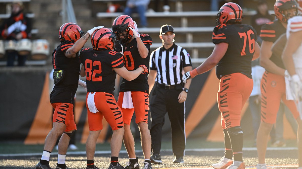 Princeton Football (@princetonftbl) on Twitter photo Mentally, we’re here … 
#JUICE 🍊🥤 Mentally, we’re here … 
#JUICE 🍊🥤