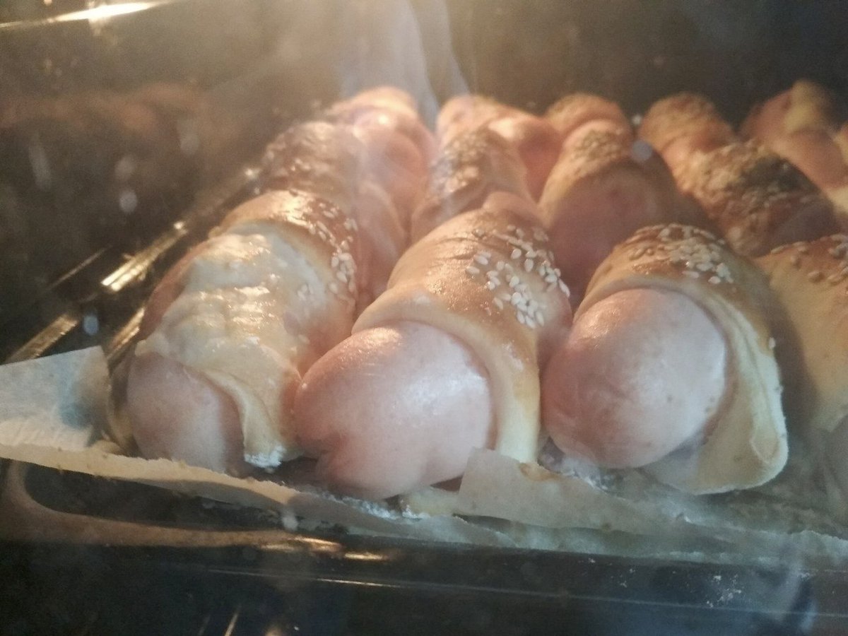 Earned 3424 #tokens for posting pictures of my #food on <a href="/CaloriesCash/">Calories.cash</a>. Snap a #pic of my curry 🍛. Typed “yummy”. Received $CALORIE tokens on #Zetachain. Don’t ask how, just #start. 📲 Join <a href="/CaloriesCash/">Calories.cash</a> and start #mining tokens now! 🔥 t.me/calories_cash_…