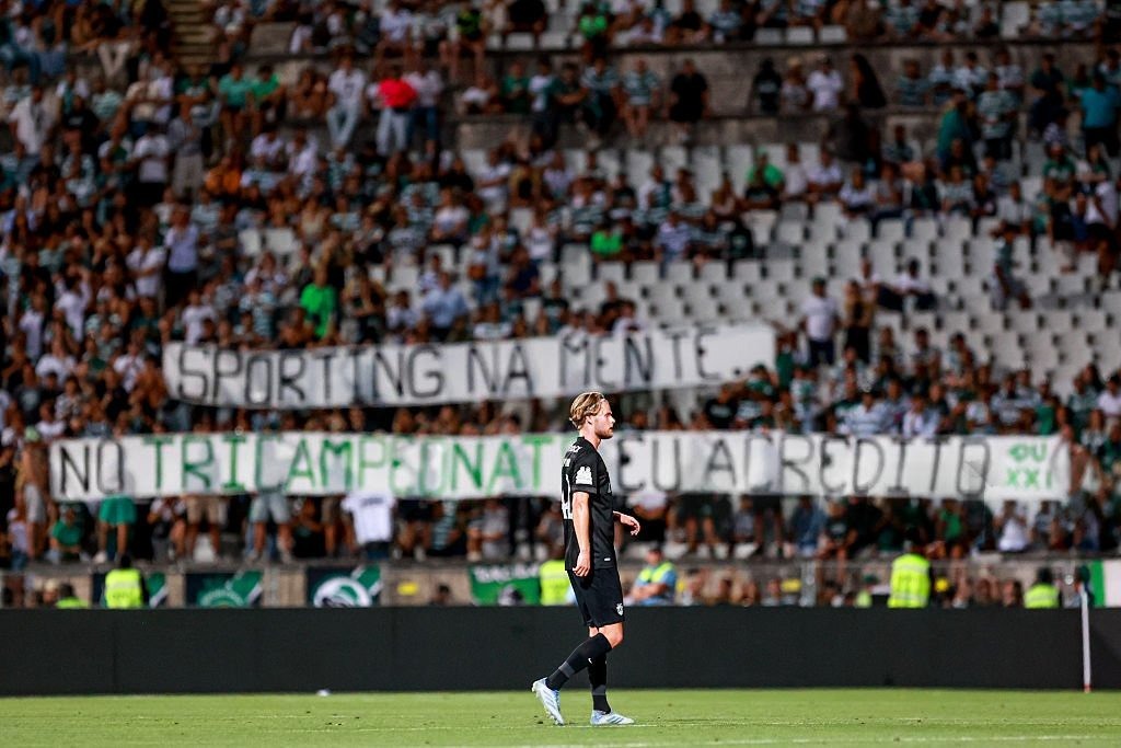 SportingLab1906's tweet image. No tricampeonato eu acredito 💚🏆🏆🏆