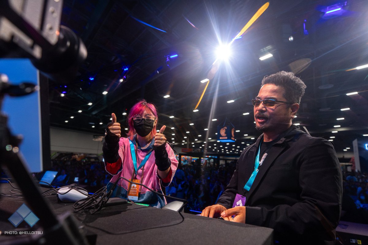 HelloItsLi's tweet image. EVO week.