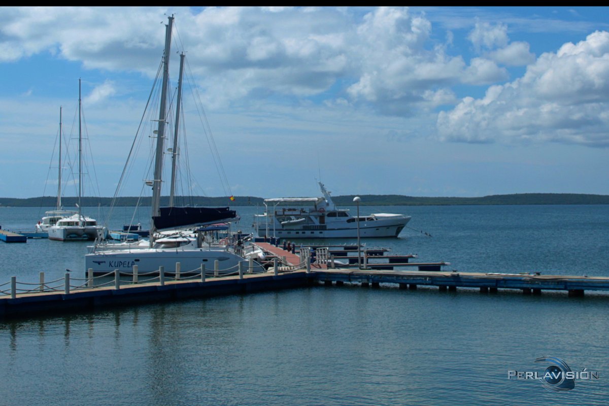 Boris LG Cuartero (@bcuartero) on Twitter photo Se nos acabó el mes de julio, el abrazo desde #Cienfuegos la Linda Ciudad del Mar.
<a href="/SolMayelin/">Mayelín del Sol</a> <a href="/YolexiRdguez/">Yolexis Rodriguez</a> <a href="/YaquedeCuba/">Yaquelin</a> <a href="/agnes_becerra/">Agnes Becerra</a> <a href="/EVilluendasC/">Enrique Villuendas</a> <a href="/alfonso_noya/">Alfonso Noya Martínez🇨🇺</a> <a href="/CubanaLidice/">Lídice Cienfuegos Cuba🇨🇺🇨🇺</a> <a href="/Armandocv781123/">Armando Carranza Valladares</a> <a href="/yulls_yusimi/">Yusimi Yulls Quintana</a> <a href="/FernandezMaryde/">Maryde Fernández López</a> <a href="/PerlavisionTV/">Perlavisión TV</a> Se nos acabó el mes de julio, el abrazo desde #Cienfuegos la Linda Ciudad del Mar.
<a href="/SolMayelin/">Mayelín del Sol</a> <a href="/YolexiRdguez/">Yolexis Rodriguez</a> <a href="/YaquedeCuba/">Yaquelin</a> <a href="/agnes_becerra/">Agnes Becerra</a> <a href="/EVilluendasC/">Enrique Villuendas</a> <a href="/alfonso_noya/">Alfonso Noya Martínez🇨🇺</a> <a href="/CubanaLidice/">Lídice Cienfuegos Cuba🇨🇺🇨🇺</a> <a href="/Armandocv781123/">Armando Carranza Valladares</a> <a href="/yulls_yusimi/">Yusimi Yulls Quintana</a> <a href="/FernandezMaryde/">Maryde Fernández López</a> <a href="/PerlavisionTV/">Perlavisión TV</a>