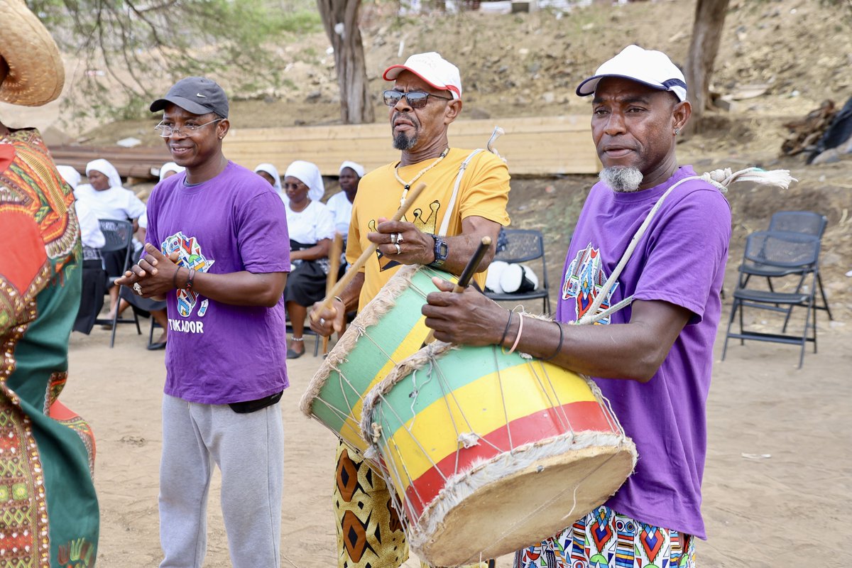 Last week, the United States celebrated a major milestone in Cabo Verde with the groundbreaking of the new <a href="/USEmbassyPraia/">U.S. Embassy Praia</a>, joined by Prime Minister <a href="/UlissesCorreiaa/">Ulisses Correia e Silva</a>, Mayor Francisco Carvalho, and U.S. Ambassador Jennifer Adams. This new facility reflects the strength of our