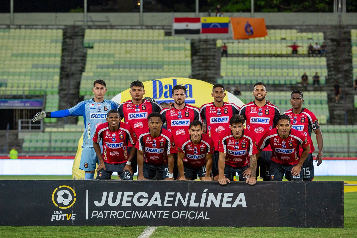 ClaudioSilvaG29's tweet photo. Hola...
Se viene el clásico el próximo sábado a las 5 pm
.
Vamos a analizar a @Caracas_FC
.
Ha sacado 9 de 12, un buen arranque en @LigaFUTVE
.
Un equipo interesante, su punto fuerte en el Clausura será el "colectivo
.
Ahora mirémoslo a detalles...
👇⚽️sigue... ▶️ https://t.co/3sSq2Czpva