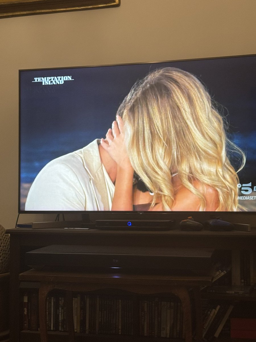 CarolineZ97's tweet photo. L’unico vero lieto fine. ❤️‍🔥
#temptatationisland #TemptationIsland2025 https://t.co/33RSAKTpis