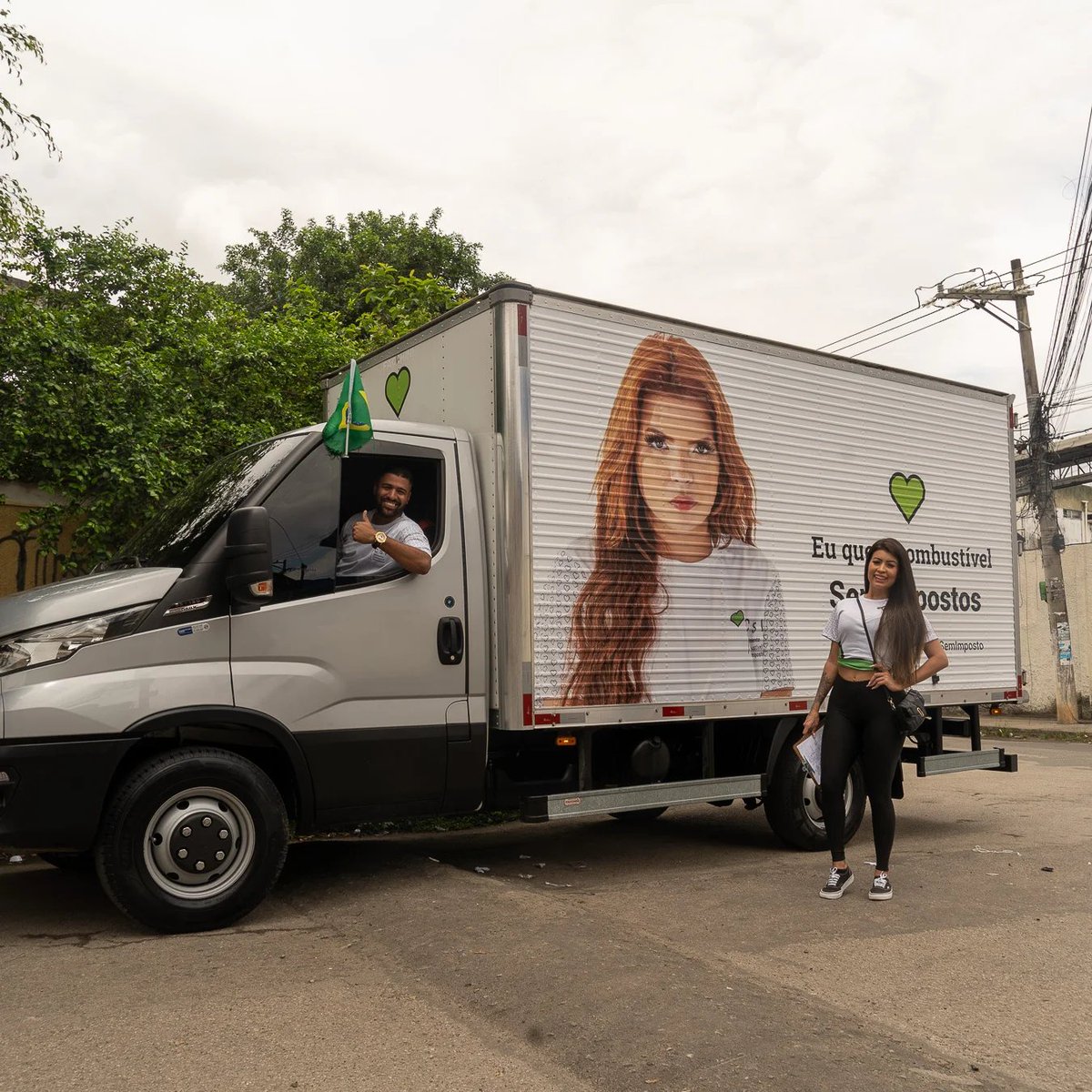 thie ᵗoᵗ tweet media