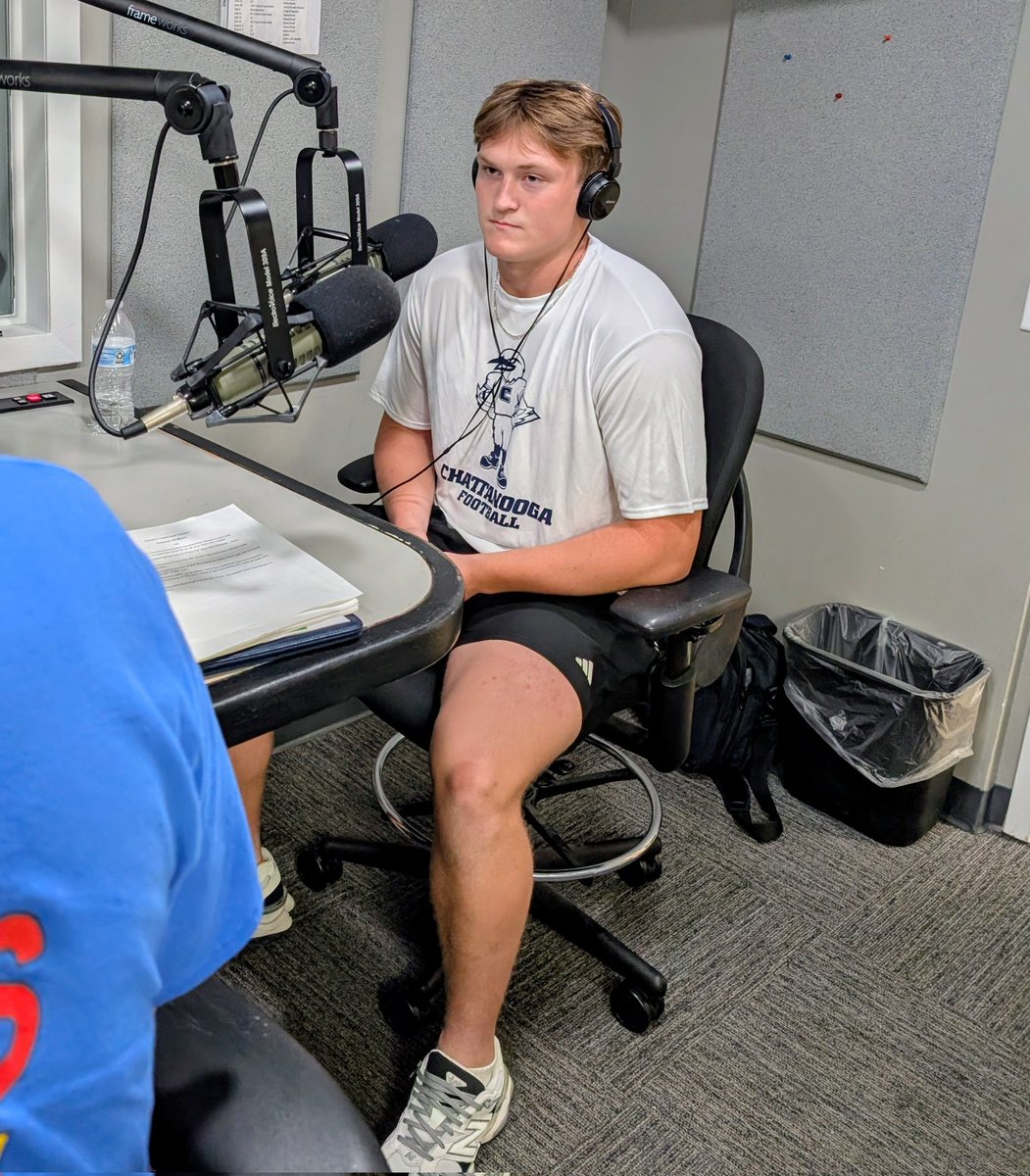TE Day in the radio ranch <a href="/TalkRadio1023/">Talk 102.3 WGOW</a> 

<a href="/johnmcintyre04/">John McIntyre</a> x #ClimbTheMtn