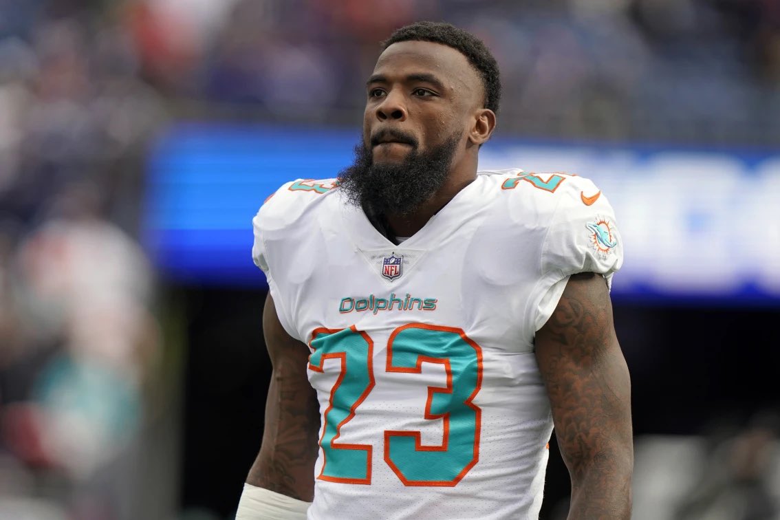 Mike Garafolo (@mikegarafolo) on Twitter photo The #49ers worked out veteran RBs Jeff Wilson Jr. and DโErnest Johnson today, sources tell me and <a href="/RapSheet/">Ian Rapoport</a>. Wilson was with San Francisco from 2018-22 then spent the last two-plus seasons with former Kyle Shanahan assistant Mike McDaniel with the #Dolphins. The #49ers worked out veteran RBs Jeff Wilson Jr. and DโErnest Johnson today, sources tell me and <a href="/RapSheet/">Ian Rapoport</a>. Wilson was with San Francisco from 2018-22 then spent the last two-plus seasons with former Kyle Shanahan assistant Mike McDaniel with the #Dolphins.