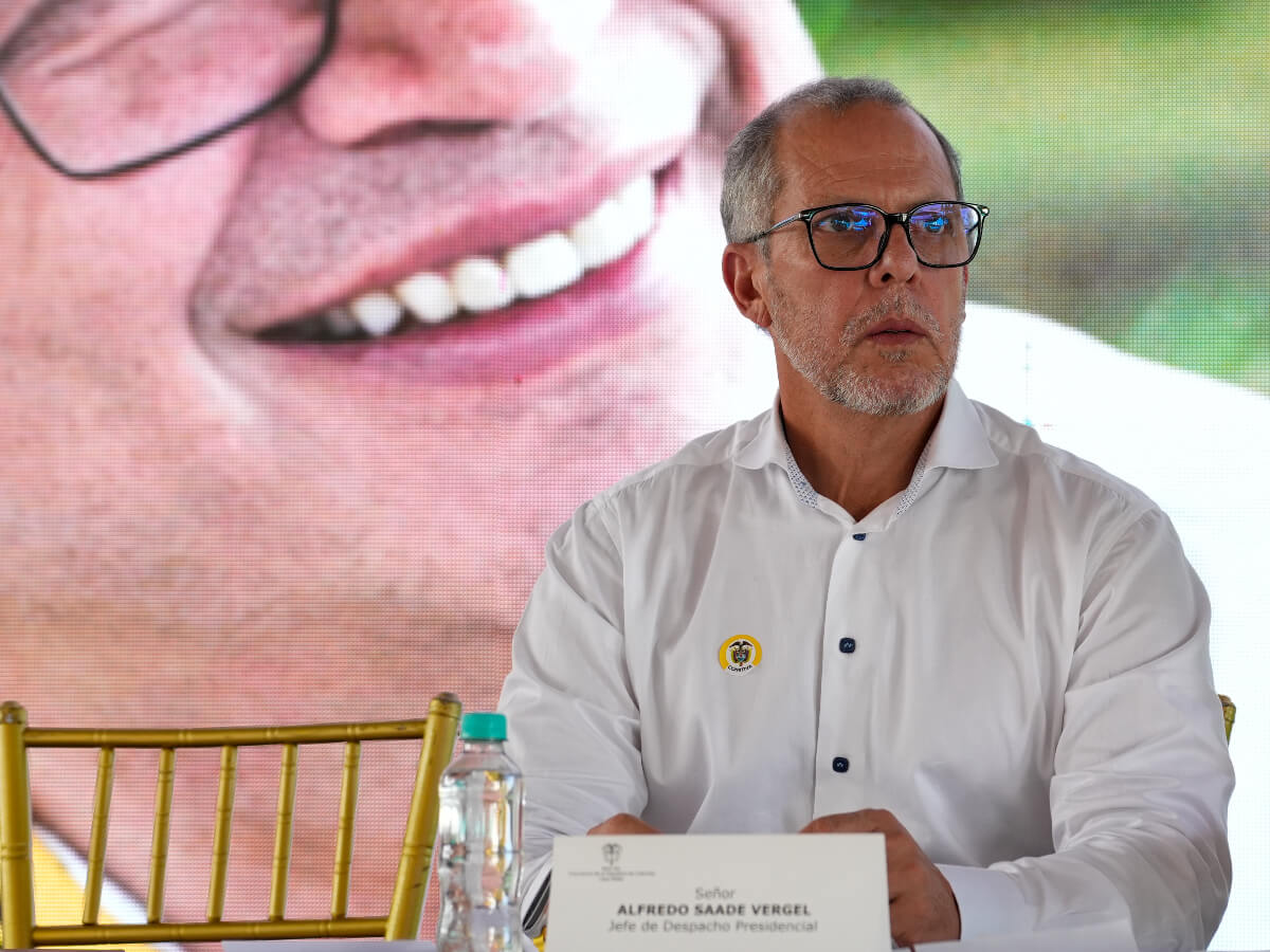 Colombia recupera el control de su pasaporte: Alfredo Saade lidera histórica transformación que marcará un antes y un después prensamercosur.org/?p=643785&prev…