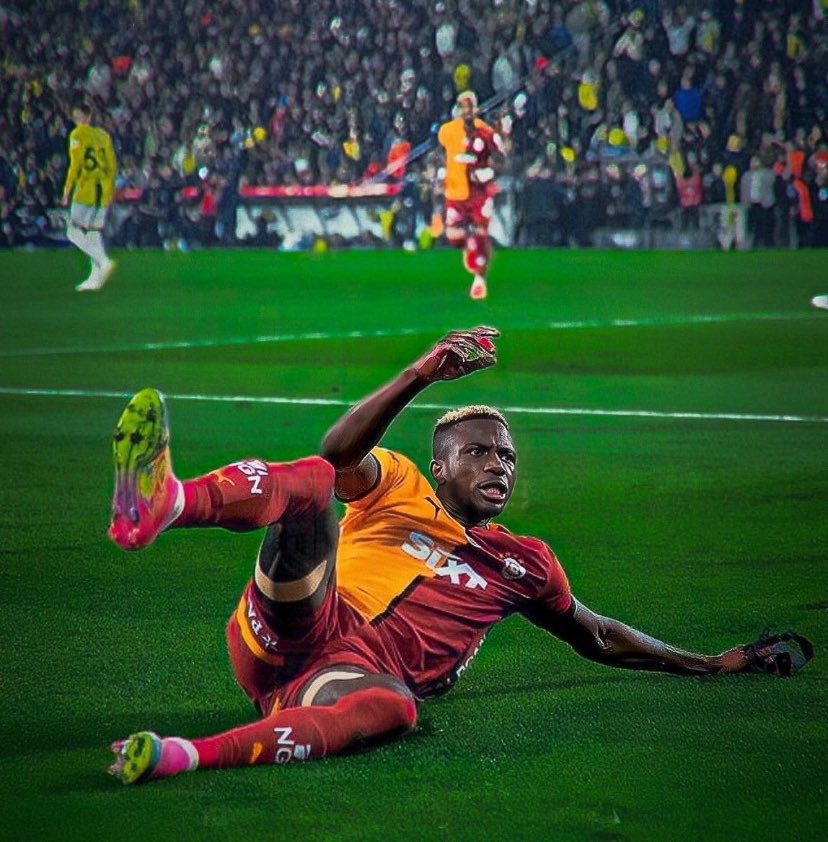SucuuGS's tweet photo. ALAYINIZAA KOYACAKK ŞAMPİYONN OLCAZZZ💛❤️🔥🔥🔥🔥🔥😎 @victorosimhen9 https://t.co/hKMIrImpvr