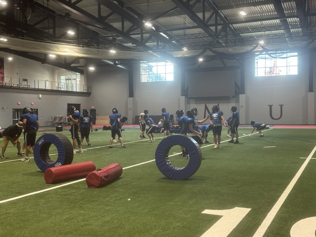 Rob Metzger (@rmetzgerwtov9) on Twitter photo On our HSFB preview tour getting a break from the heat with Cambridge getting work done today in the beautiful indoor facility at <a href="/MuskingumFB/">Muskingum Football</a>.
Bobcats preview airs 6pm Tuesday on <a href="/WTOV9/">WTOV NEWS9</a>. On our HSFB preview tour getting a break from the heat with Cambridge getting work done today in the beautiful indoor facility at <a href="/MuskingumFB/">Muskingum Football</a>.
Bobcats preview airs 6pm Tuesday on <a href="/WTOV9/">WTOV NEWS9</a>.