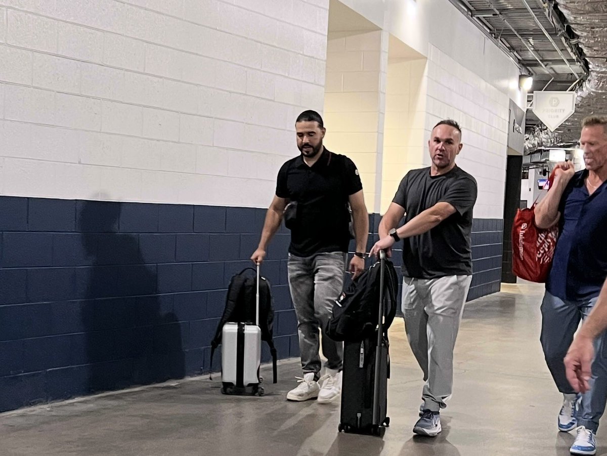 Eugenio Suárez leaves Comerica Park with the Diamondbacks.
