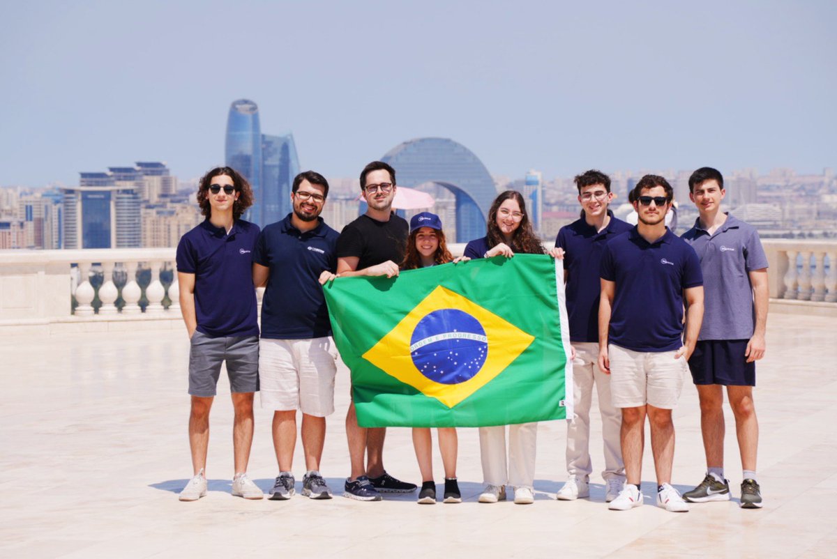 O Brasil brilhou mais uma vez na Olimpíada Internacional de Economia (International Economics Olympiad – IEO), com a conquista do primeiro lugar global na prova de Finanças, do prêmio de melhor desempenho em Economia, além de duas medalhas de prata e duas medalhas de bronze.

O