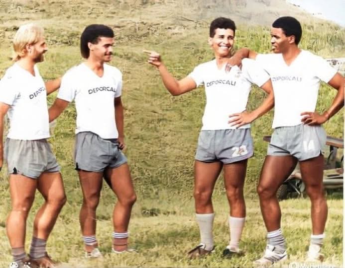 aleydacabreraav's tweet photo. El cenizo Nunez, el Gallo Andrés Estrada, Luis Escobar Aguirre, Bernardo Redin. Qué gran recuerdo. 💚⚽ https://t.co/AQ9B0hcNq5