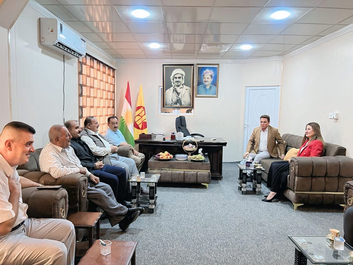 النائبة فيان دخيل تزور لجنة محلية الحزب الديمقراطي الكوردستاني في ختارة

أجرت النائبة فيان دخيل، عضو مجلس النواب العراقي، زيارة إلى مقر لجنة محلية الحزب الديمقراطي الكوردستاني في ختارة، حيث التقت بالأخ سامي بيري، مسؤول اللجنة، وعدد من كوادر الحزب.

وخلال اللقاء، جرى بحث عدد من