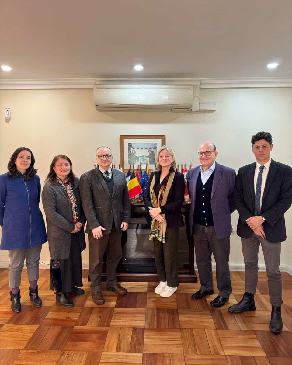 Nos reunimos con Ann-Katrien Lescrauwaet, directora de Relaciones Internacionales de VLIZ, centro de investigación belga de ciencias marinas, para explorar futuras oportunidades de colaboración entre ambas instituciones.🌊🔬