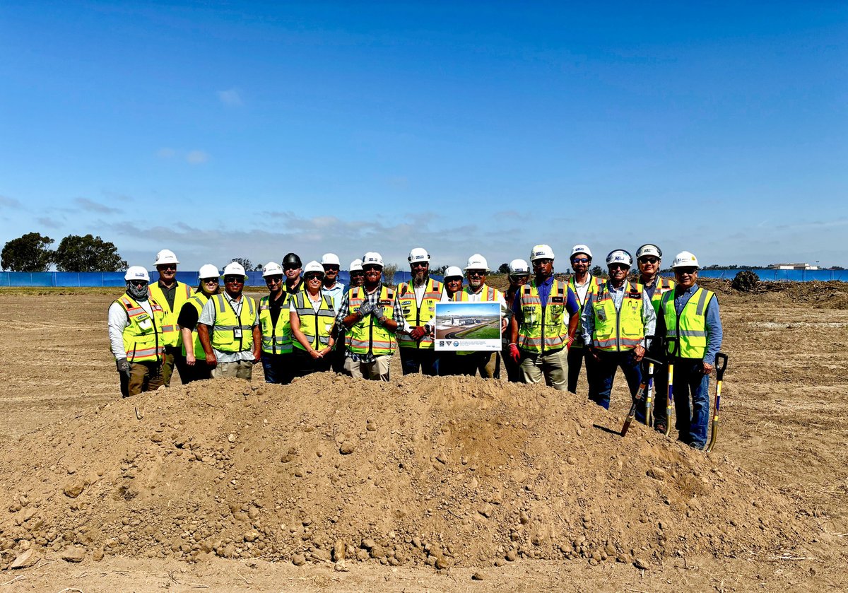Yesterday, we joined representatives from Naval Facilities Engineering Systems Command (<a href="/NAVFAC/">NAVFAC</a>) Southwest, <a href="/JacobsConnects/">Jacobs</a>, and @EwingCole to break ground on the P-025 Point Mugu MQ-25 Squadron Hangar at Naval Base Ventura County, California! 🎉 

Scheduled to deliver in 2027,