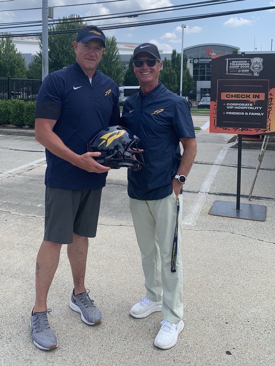 The Streetsboro Rockets football program was selected to receive 85 new helmets from the Cleveland Browns. Coach Thompson and I were in Browns Camp to pick them up today. So grateful. Go Rockets!