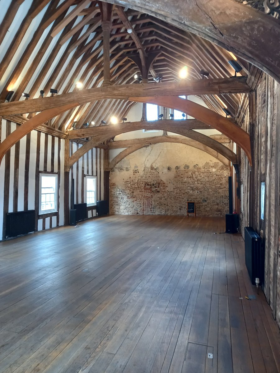 This is the venue for the FTN events today - beautiful Dragon Hall in Norwich UNESCO City of Literature 🐉

Two sessions on 'Feminist Translation and its Audiences', co-organised by the National Centre for Writing, British Centre for Literary Translation and the FTN <a href="/artsatbham/">College of Arts+Law</a>