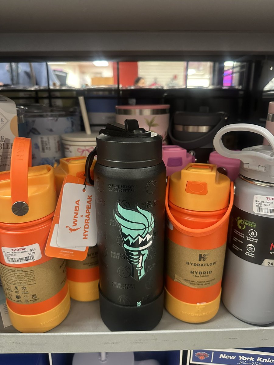 PSA Liberty fans- the Wall Street TJ Maxx has some of the NY Liberty and WNBA Hydroflasks!!