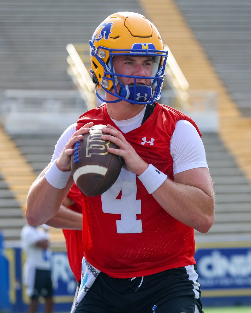 Day. One. Done.

#GeauxPokes | #StampedeSZN