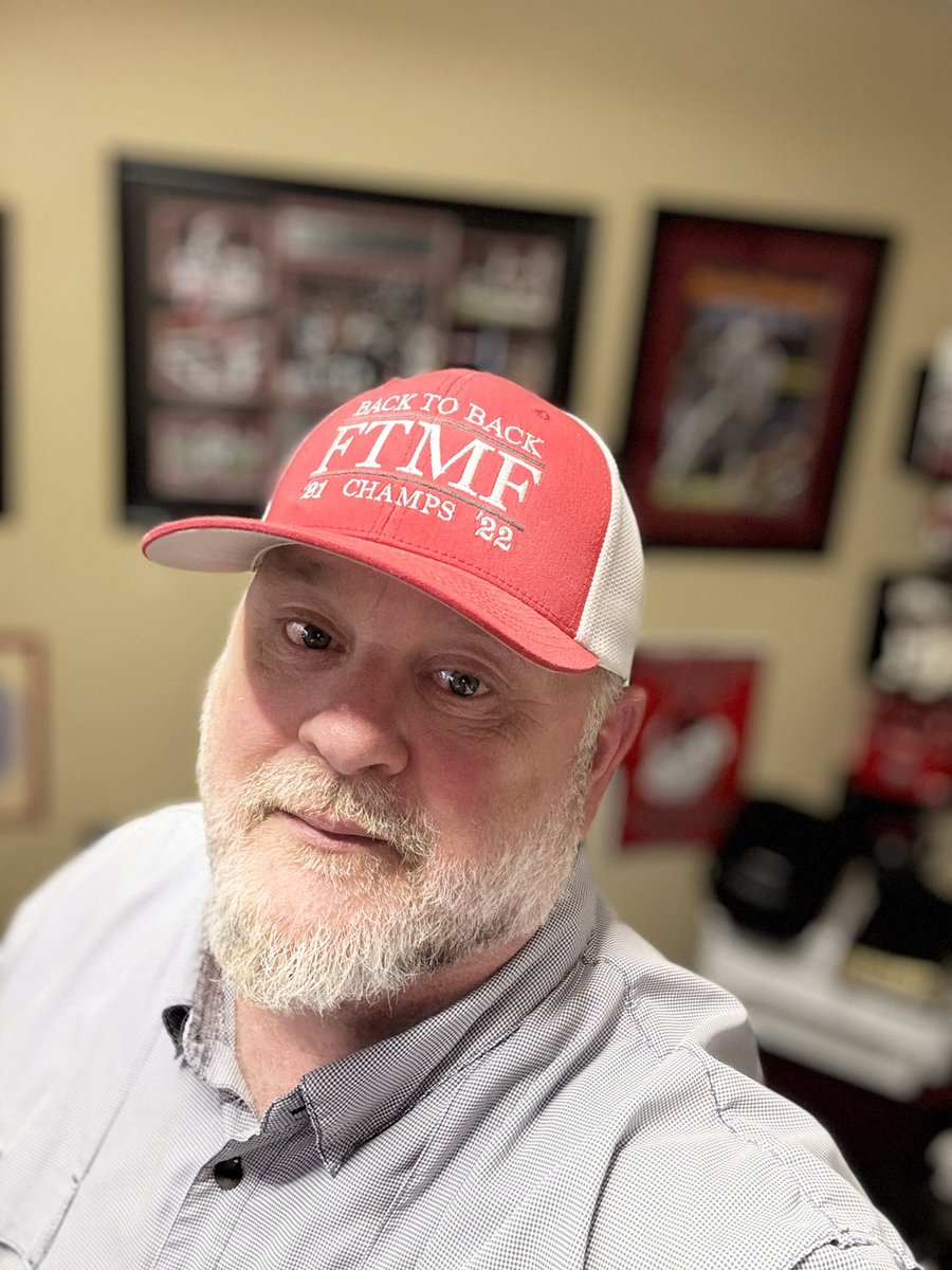 BravesNinja2's tweet image. It’s almost that time. #IYKYK #ThemDawgsIsHell #GoDawgs