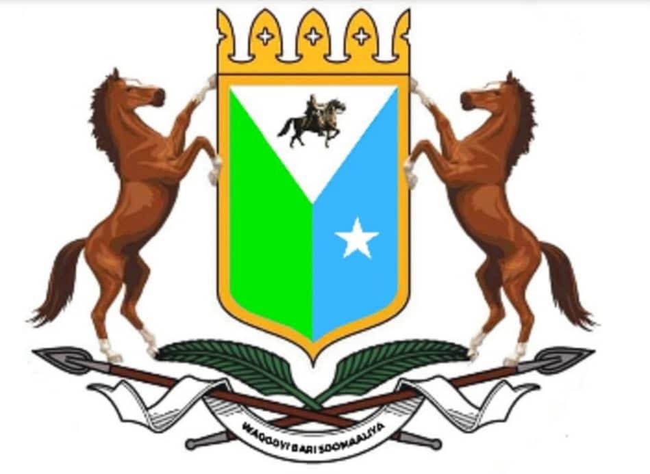hureyre2018's tweet image. As announced by the Ministry of Interior, of Somalia — which has recently been engaged in the process of establishing the administrations of Khaatumo and Maakhir State. 
This is the official Flag and Emblem (Logo) of the North Eastern Federal Member State of Somalia.
#MoIFAR