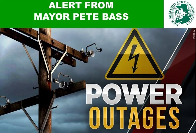 TownCouncilPete's tweet photo. Power outage- Currently, there are 1,179 EverSource customers without power in New Milford-  large outages, including 895 in the Merryall/Buck Rocks Rd area- EverSource has been notified -EverSource is mobilizing currently #NewMilfordCt @nmgreenwave  @EversourceCT https://t.co/DiWcgSadYf