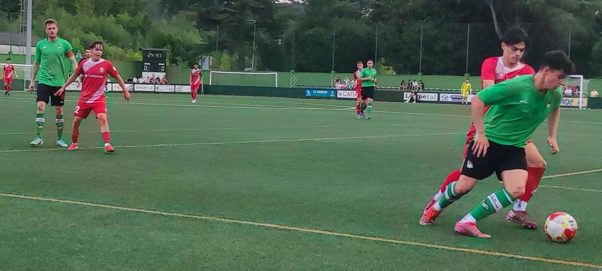 CFBansanderOficial (@cfbansanderofic) on Twitter photo Hoy estrenamos minutos de pretemporada contra el <a href="/cfvimenor/">C.F. Vimenor</a>. Primeras sensaciones de nuestro Juvenil A en su adaptación a una nueva y exigente temporada.
#TodoAlRojo🔴🔴🔴©️ #CanteraBSN🩸🩸🩸 Hoy estrenamos minutos de pretemporada contra el <a href="/cfvimenor/">C.F. Vimenor</a>. Primeras sensaciones de nuestro Juvenil A en su adaptación a una nueva y exigente temporada.
#TodoAlRojo🔴🔴🔴©️ #CanteraBSN🩸🩸🩸