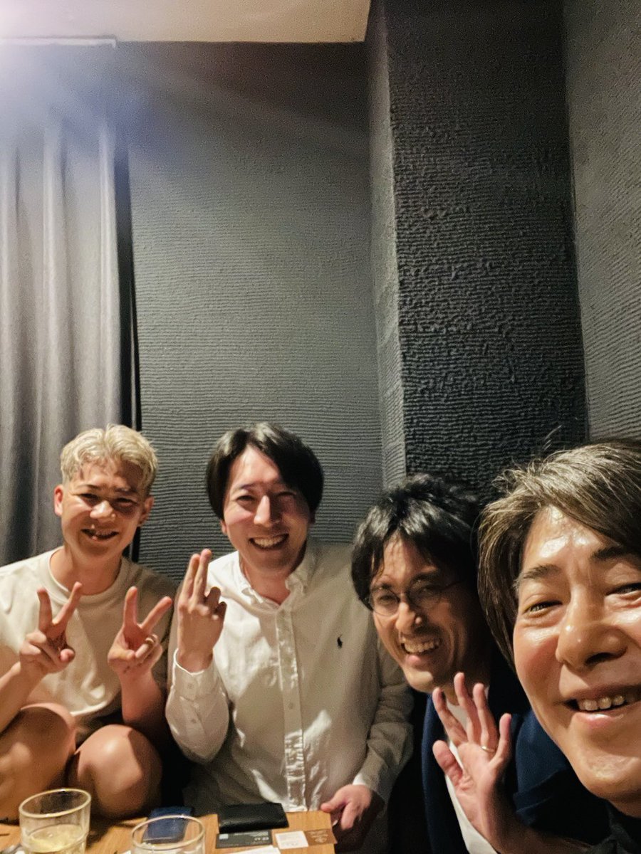 リアルバリュー主催の経営者会に参加させていただきました！

今回は4人という少人数での濃密な対話の場。

リアルバリューCOOの西川さん<a href="/masanydayo/">西川将史（まさにぃ）</a> をはじめ、凄腕経営者の皆様のお話をじっくり伺える本当に貴重な機会となりました。

代表の溝口さん<a href="/mizoguchi_yuji/">溝口勇児 | 連続起業家</a>