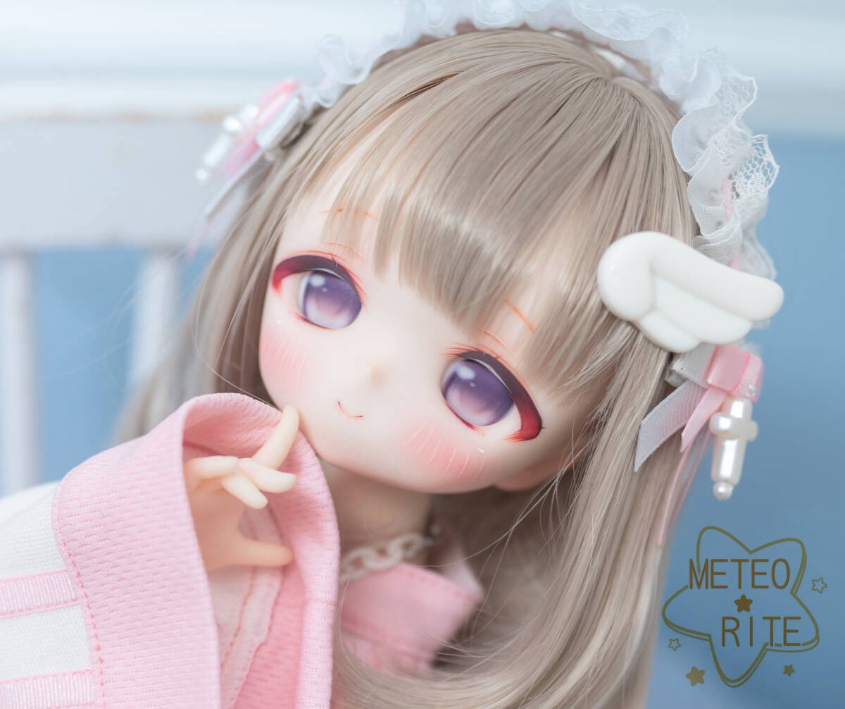 超レア♡旧ドラえもんヘルメット　☆白色バージョン　お飾り用 Amazon.co.jp: SCLYX 車用外装品 車外装 車ステッカー 吸盤付 車