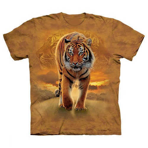 🎁 Perfect Gift Alert! Surprise your friends with a tiger t-shirt that screams confidence and style. Who’s on your gift list? #GiftIdeas #TigerTee #ShopNow