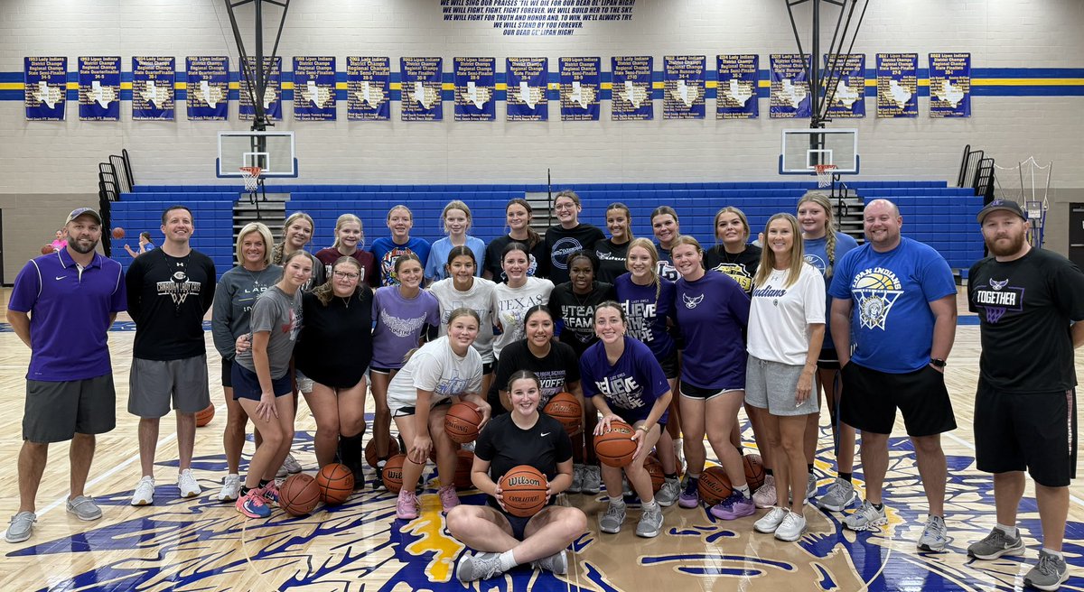 Huge thanks to the best Coaches and program in the state for letting the Lady Owls crash their camp again this year! 25-26 season loading…….
<a href="/AmberTelese/">Amber Branson</a> <a href="/olballcoach_1/">Aaron Marks</a> <a href="/AaronCallaway1/">Aaron Callaway</a>