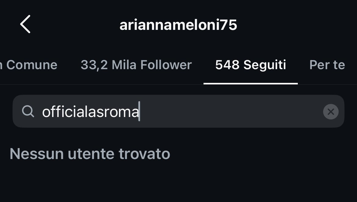 Il “selfie capitale” mi ha incuriosita, così ho notato che nel 2022 Arianna Meloni rivelava al Messaggero di essere sempre stata giallorossa come la sorella Giorgia, eppure dal suo account Instagram segue solo la Lazio