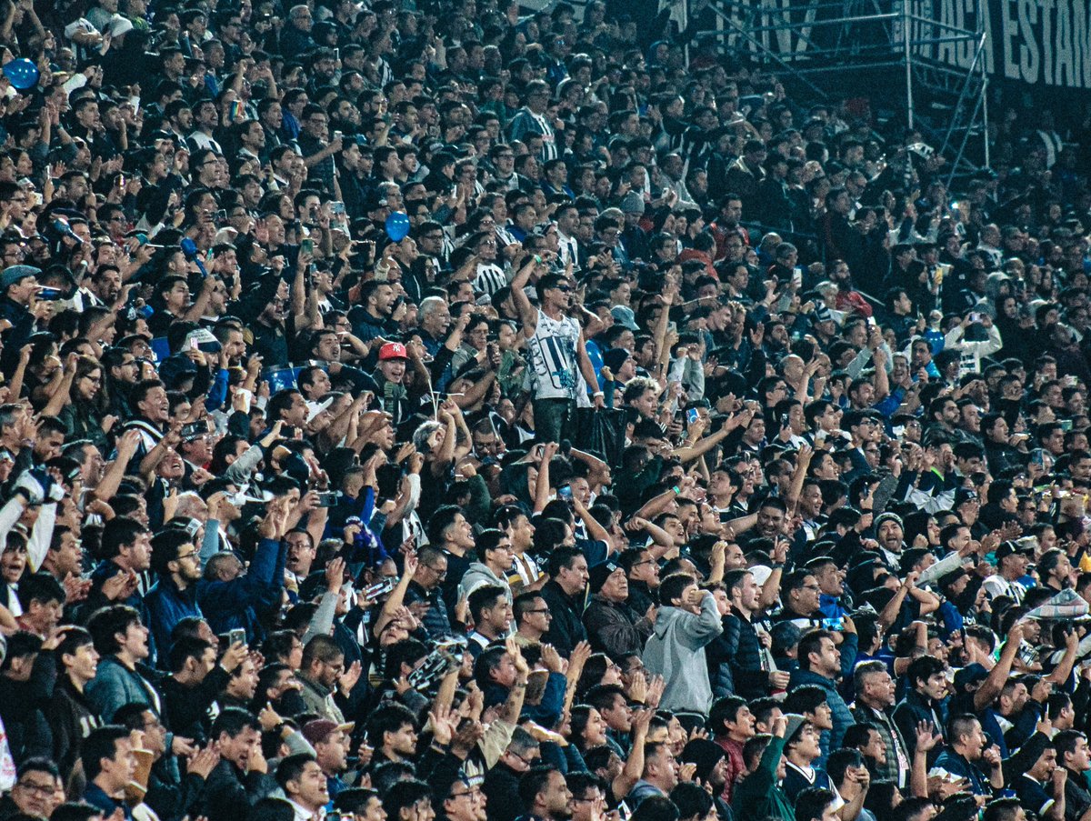 LosDeOriente99's tweet photo. ¡𝗦𝗢𝗟𝗢 𝗣𝗘𝗗𝗜𝗠𝗢𝗦 𝗨𝗡 𝗧𝗥𝗜𝗨𝗡𝗙𝗢 𝗣𝗢𝗥𝗤𝗨𝗘 𝗧𝗘 𝗤𝗨𝗘𝗥𝗘𝗠𝗢𝗦!
𝘼 𝙙𝙤𝙣𝙙𝙚 𝙫𝙖𝙮𝙖𝙨, 𝙩𝙚 𝙨𝙚𝙜𝙪𝙞𝙧𝙚𝙢𝙤𝙨. 👊🏾🇫🇮
📍 Próxima parada: Trvjillo.
#PorLosColores #DondeEstésEstaré
#ConAlianzaSiempre #AlianzaCorazon https://t.co/2p9nDiYl2M