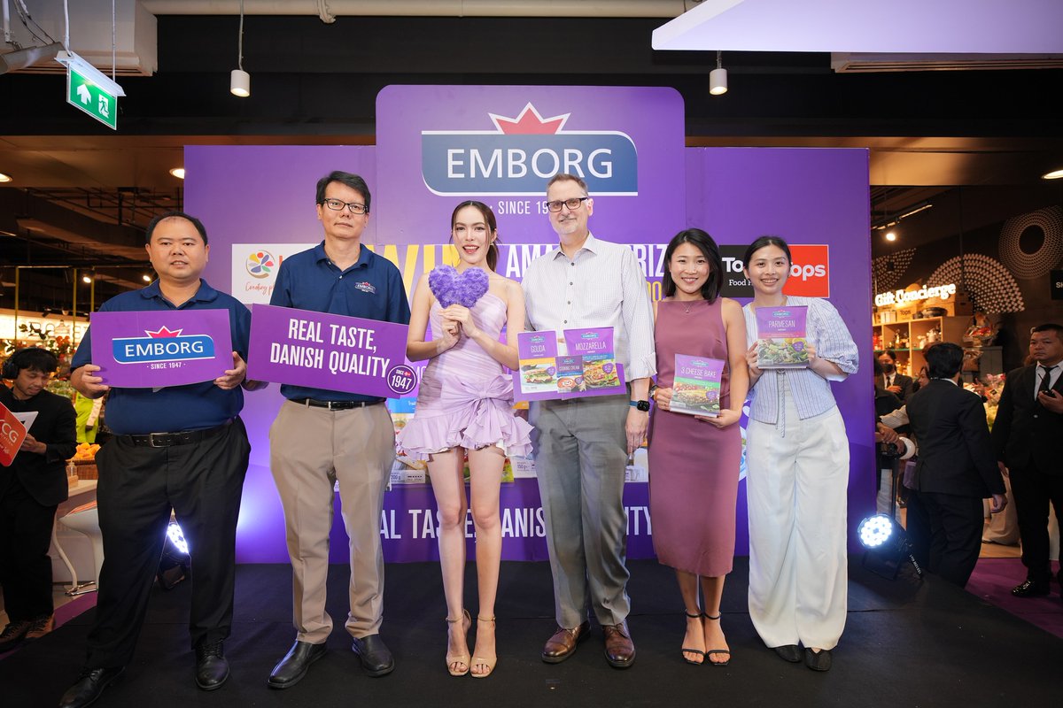MOSOSmileyofCL's tweet photo. ประมวลภาพ Event EMBORG x CHARLOTTE 🧀💜
Facebook : Emborg
🔗: https://t.co/0LpxtLZkt9
Please ❤️LIKE 📷COMMENT 📷SHARE
#EmborgXCharlotte #EmborgCampaignxTOPS
#ชาล็อตออสติน #CharlotteAustin https://t.co/5GlCAtGSdD