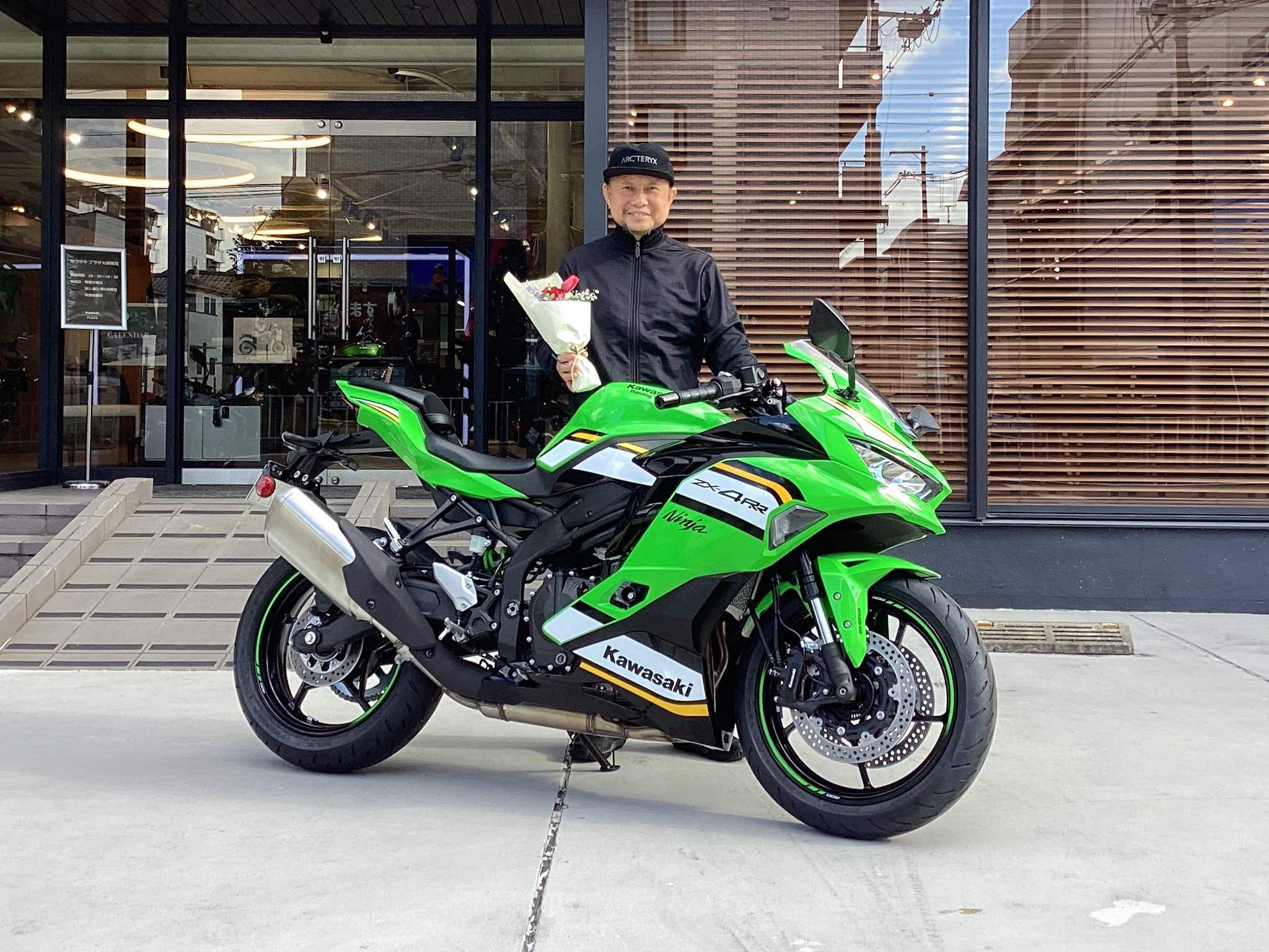 「鶴の里」 中古 KAWASAKI カワサキ Ninja ZX−25R SE 2022 は