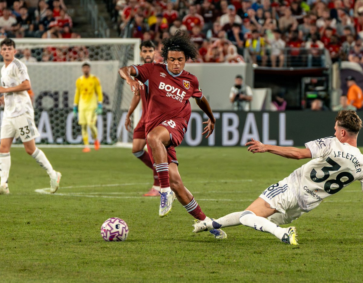 ISNSoccer.com (@isnonline) on Twitter photo The <a href="/premierleague/">Premier League</a> Summer Series is one of the marquee events to come to the U.S. this summer.
Gary Wiggins Photography captured some brilliant moments, including the <a href="/subsidesports/">Subside Sports</a> Shot of the Match, covering <a href="/ManUtd/">Manchester United</a> vs. <a href="/WestHam/">West Ham United</a>!
bit.ly/PLSummerSeries The <a href="/premierleague/">Premier League</a> Summer Series is one of the marquee events to come to the U.S. this summer.
Gary Wiggins Photography captured some brilliant moments, including the <a href="/subsidesports/">Subside Sports</a> Shot of the Match, covering <a href="/ManUtd/">Manchester United</a> vs. <a href="/WestHam/">West Ham United</a>!
bit.ly/PLSummerSeries